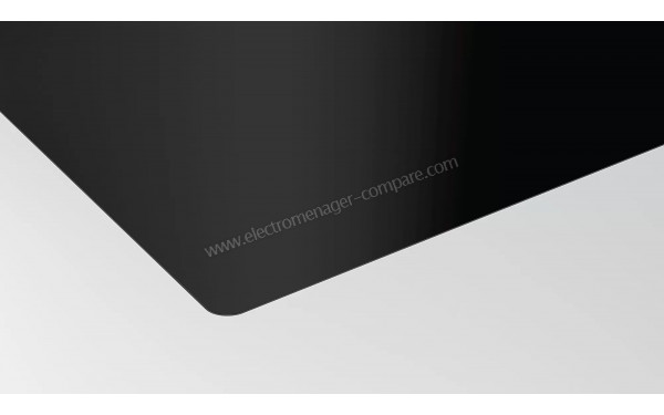 NEFF T68PT6QX0 - Zoom sur les bordures