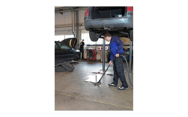 NILFISK ATTIX 30-11 PC - En utilisation sur surface humide