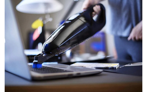 NILFISK Quick 36 V Max noir - Mise en situation