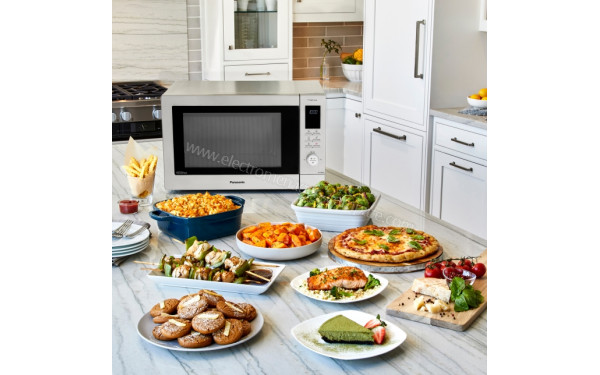 PANASONIC NN-CD88QSEPG - Mise en situation