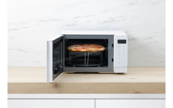 PANASONIC NN-K35NWMEPG - Mise en situation