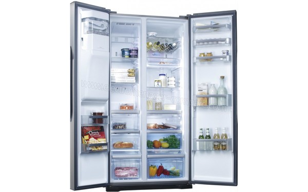 PANASONIC NR-B53V2-XF - Vue de l'int&eacute;rieur (cr&eacute;dit : Darty)