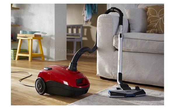 PHILIPS FC8322/09 - mise en situation 01