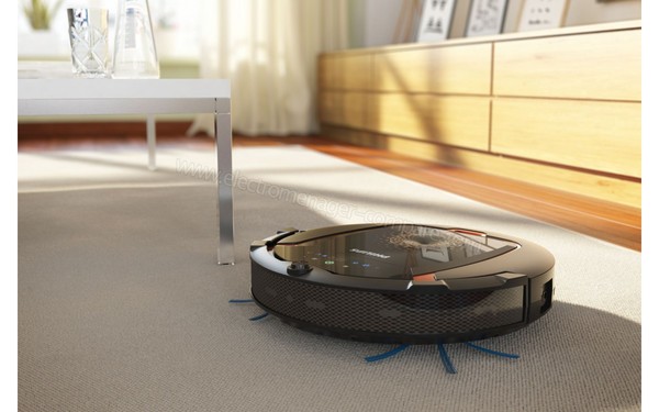 PHILIPS FC8820/01 - Vue 3/4 droite (sur moquette)