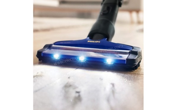 PHILIPS XC8049/01 - Vue de la brosse principale (cr&eacute;dit : Darty)