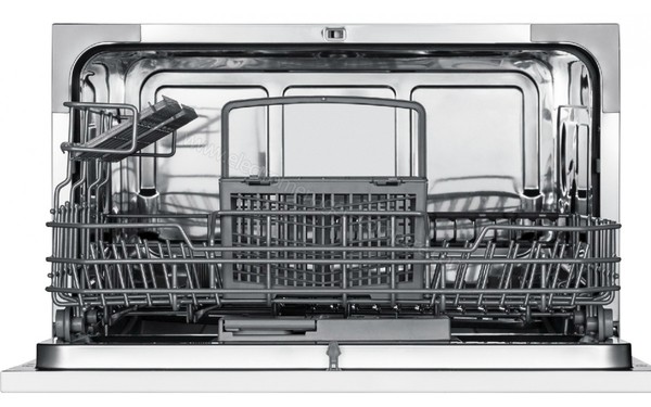 PROLINE CDW49COMPACT - Vue de l'int&eacute;rieur (cr&eacute;dit : Darty)