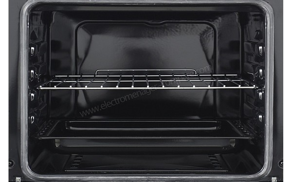 PROLINE PGC5050 W-F - Vue de l'int&eacute;rieur (cr&eacute;dit : Darty)