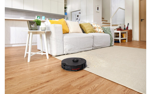 ROBOROCK S7 MaxV Noir - Mise en situation (cr&eacute;dit : Boulanger)