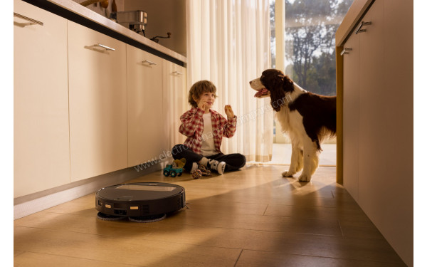 ROBOROCK Saros Z70 R&D Noir - Mise en situation