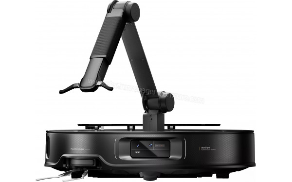 ROBOROCK Saros Z70 - Vue avec le bras en action