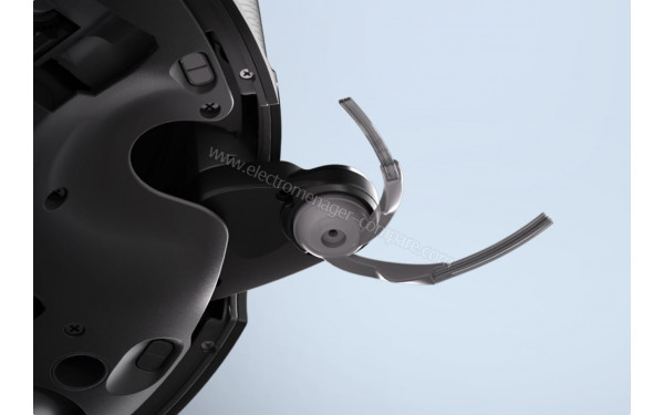 ROBOROCK Saros Z70 - Zoom sur la brosse lat&eacute;rale