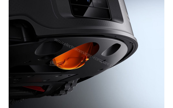 ROBOROCK Saros Z70 - Zoom sur la roue multidirectionnelle