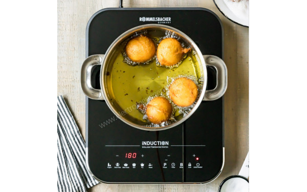 ROMMELSBACHER CTS 2000/IN - Mise en situation