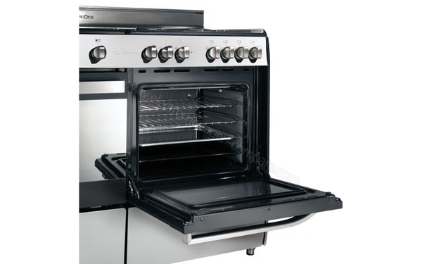 ROSIERES RCP 12 IN - Four 2, porte ouverte (cr&eacute;dit : Boulanger)