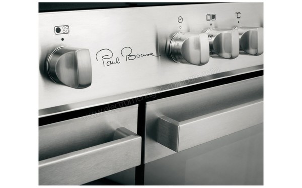 ROSIERES RCP 12 IN - Panneau de commandes (cr&eacute;dit : Boulanger)