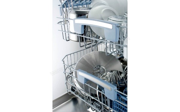 ROSIERES RDF7644-47 - Vue des paniers (cr&eacute;dit : Darty)