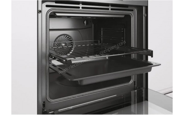 ROSIERES RFC3O5879INP - Vue de l'int&eacute;rieur