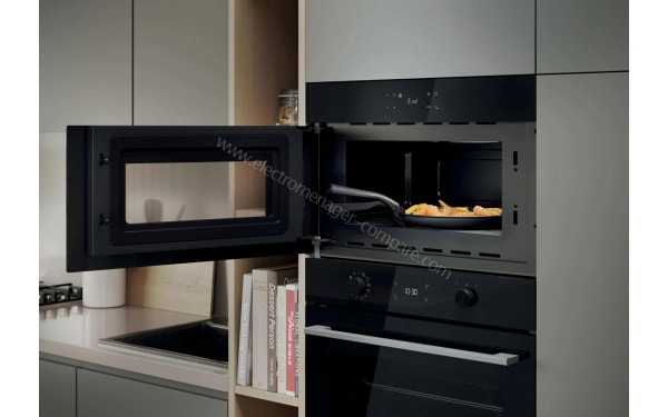 ROSIERES RO38SC3BF7XTS - Appareil encastr&eacute; vue de l'int&eacute;rieur