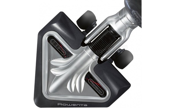 ROWENTA RH8920WO - Vue de la brosse principale (cr&eacute;dit : Boulanger)