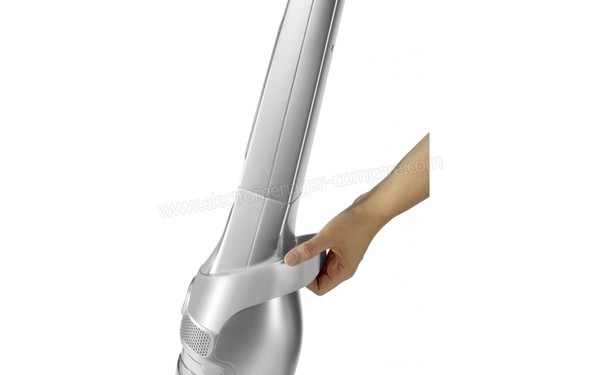 ROWENTA RH8996WO - Vue de la poign&eacute;e de transport (cr&eacute;dit : Boulanger)