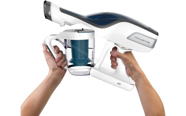 ROWENTA RH9471WO - Vue de l'extraction du bac &agrave; poussi&egrave;re (cr&eacute;dit : Boulanger)