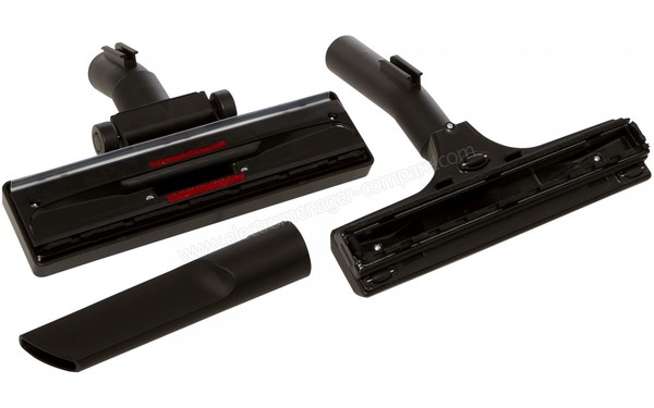 ROWENTA RO5463.EA - Brosses et embouts vue du dessous (cr&eacute;dit : Boulanger)