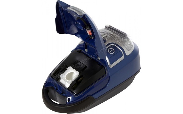 ROWENTA RO5951.EA - Vue de l'int&eacute;rieur (cr&eacute;dit : Boulanger)