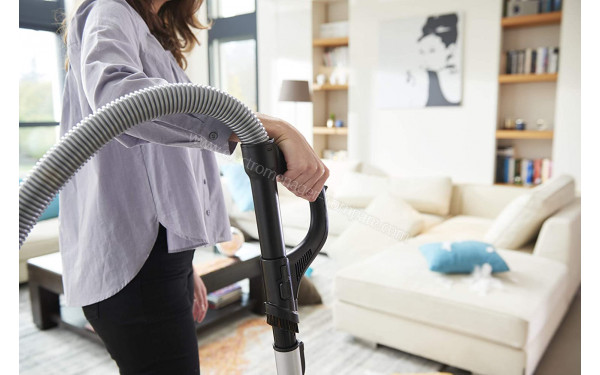 ROWENTA RO7366EA - Vue de la poign&eacute;e