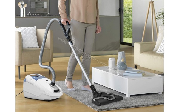 ROWENTA RO7747EA - Mise en situation