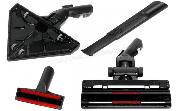 ROWENTA RO7845.11 - Brosses et suceurs  vue de dessous (cr&eacute;dit : Darty)