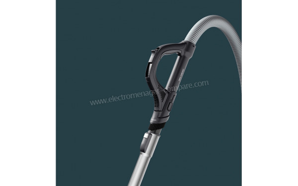 ROWENTA RO7943EA - Vue sur la poign&eacute;e