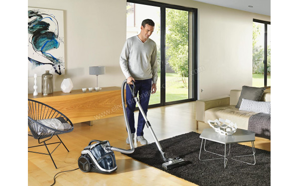 ROWENTA RO8366.EA - Mise en situation