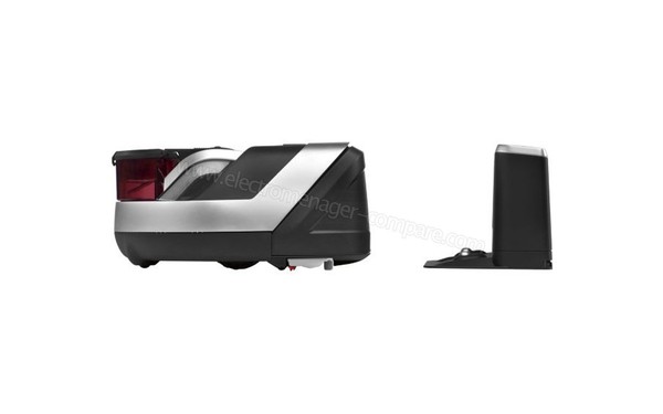 ROWENTA RR8043WH - Vue de profil avec base de charge (cr&eacute;dit : Darty)