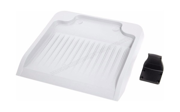 ROWENTA RY7535WH - Socle de rangement (cr&eacute;dit : Boulanger)