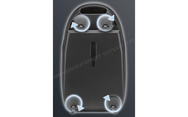 ROWENTA YY4585FE - Vue des roulettes