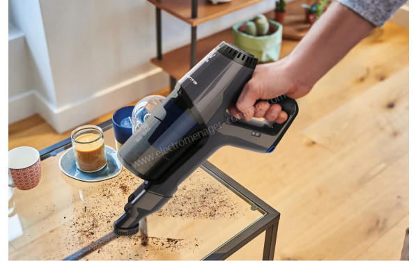 ROWENTA YY4668FE - Mise en situation