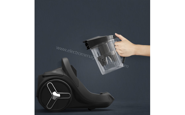 ROWENTA YY5483FE - Vue du r&eacute;servoir