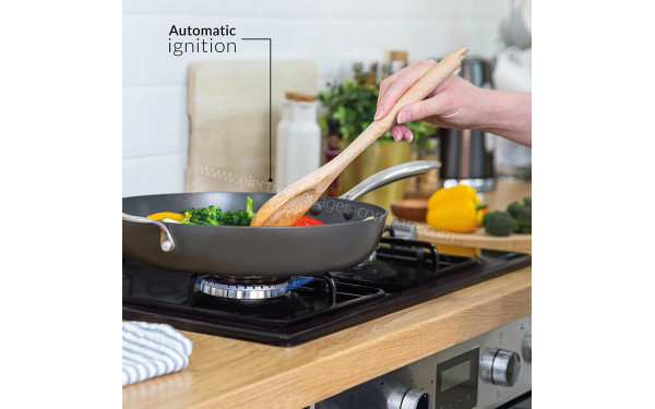 RUSSELL HOBBS RH60GH401B - Mise en situation