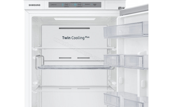 SAMSUNG BRB26605DWW - Vue de l'int&eacute;rieur partie r&eacute;frig&eacute;rateur