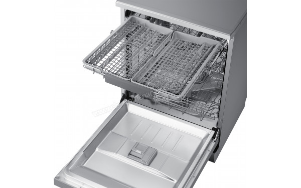 SAMSUNG DW60A6090FS - Vue du tiroir sup&eacute;rieur