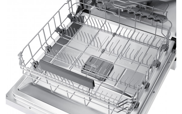 SAMSUNG DW60A6092FW - Vue du panier inf&eacute;rieur