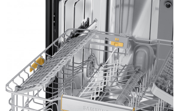 SAMSUNG DW60BG730FSL - Vue du panier sup&eacute;rieur