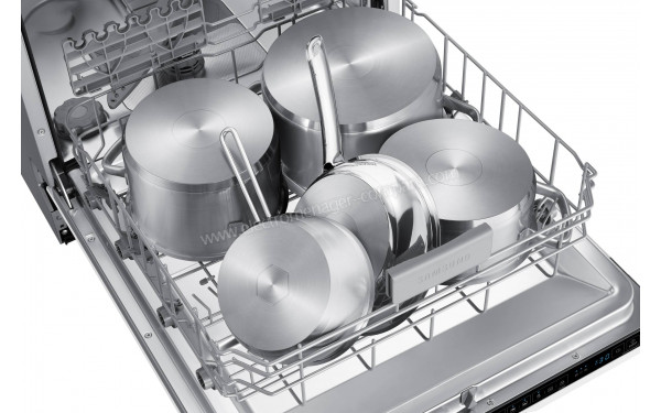 SAMSUNG DW60CG550B00 - Vue du panier inf&eacute;rieur