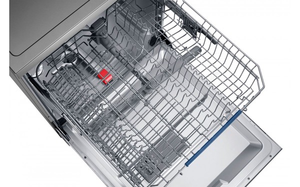 SAMSUNG Water Wall DW60H9950FS - Vue du panier sup&eacute;rieur