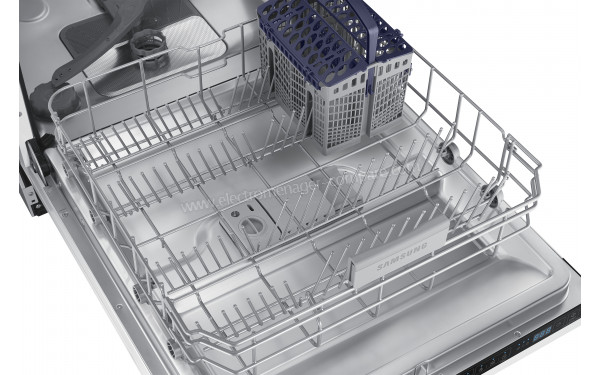 SAMSUNG DW60M6040BB - Vue du panier inf&eacute;rieur