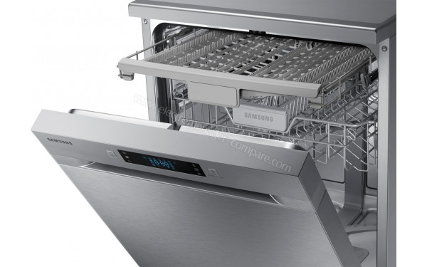 SAMSUNG DW60M6050FS - Vue du tiroir sup&eacute;rieur