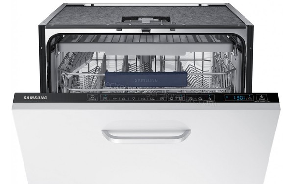 SAMSUNG Water Wall DW60M9550BB - Panneau de commandes