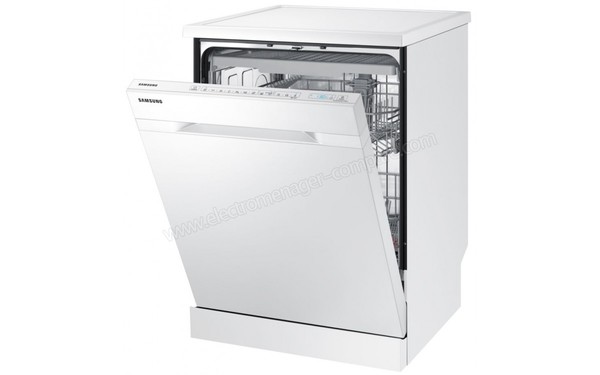SAMSUNG Water Wall DW60M9550FW - Vue 3/4 droite avec porte ouverte (cr&eacute;dit : Boulanger)