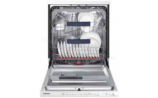 SAMSUNG Water Wall DW60M9550FW - Vue de l'int&eacute;rieur (cr&eacute;dit : Boulanger)