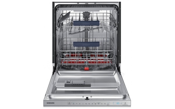 SAMSUNG Water Wall DW60M9550SS - Vue de l'int&eacute;rieur vide